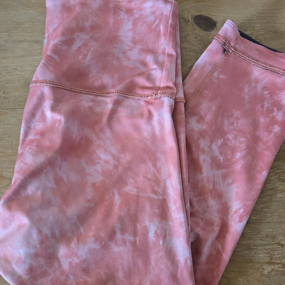 Peloton Red and Black Leggings - Picture 4 of 5